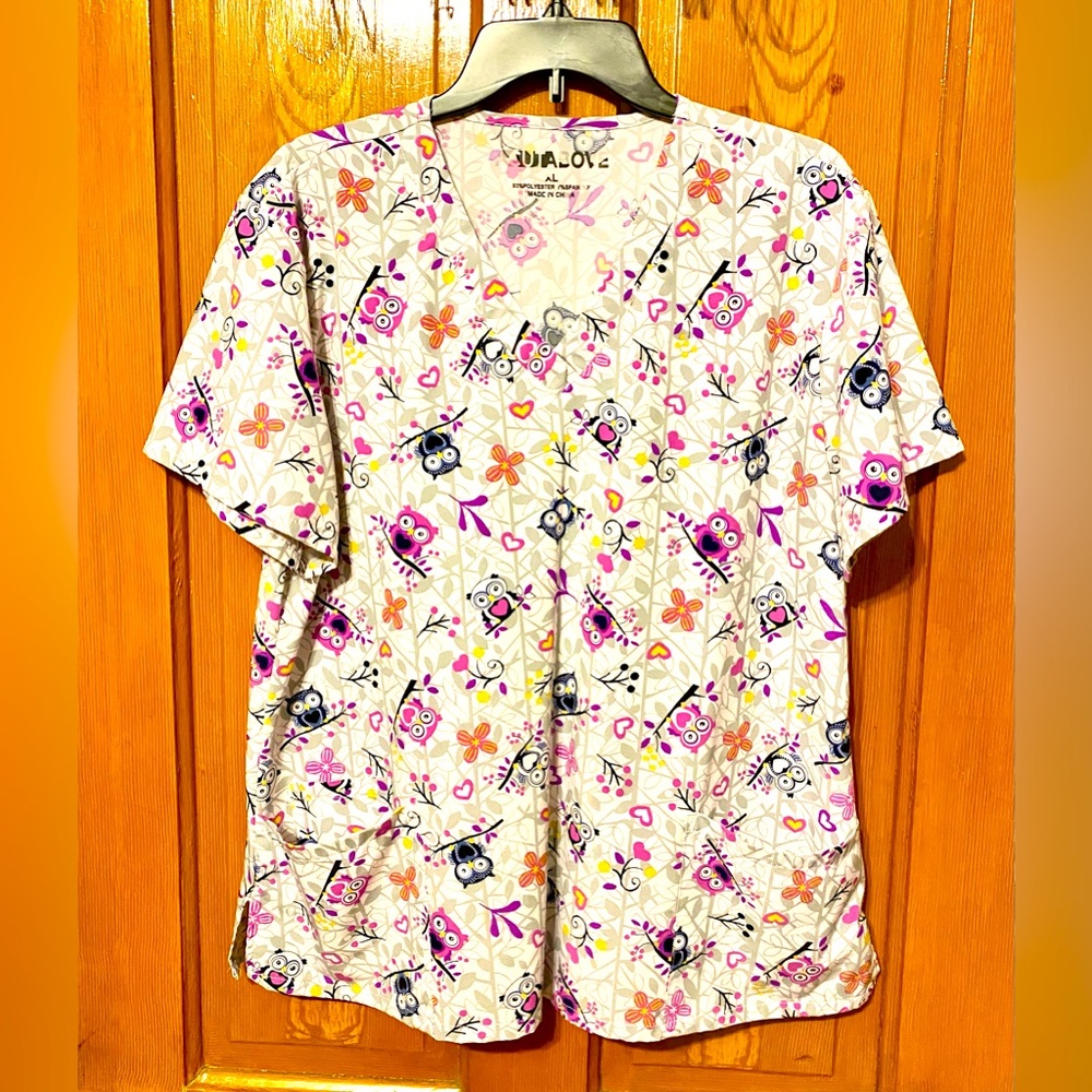 Women’s XL Scrub Top